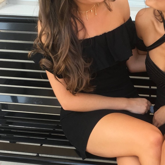 Black Off the Shoulder Mini Dress - Picture 4 of 6